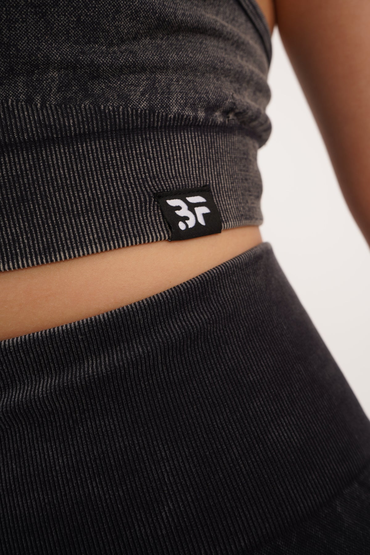 Crop Top Stone Grey