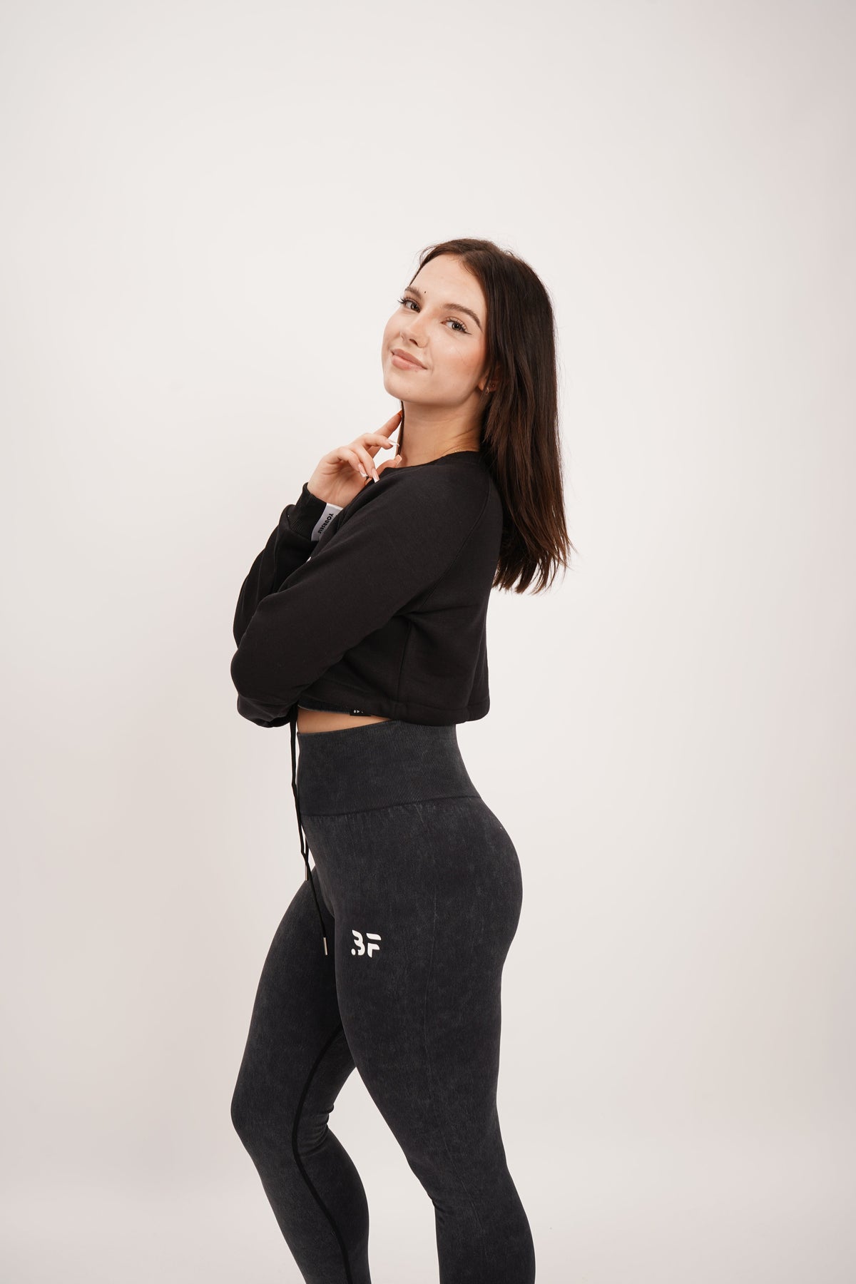 BF CROP SWEATER