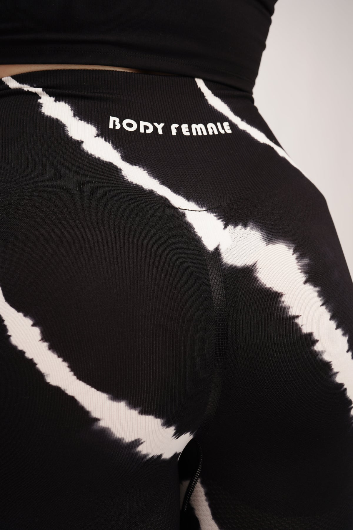 Bolt scrunch Leggings