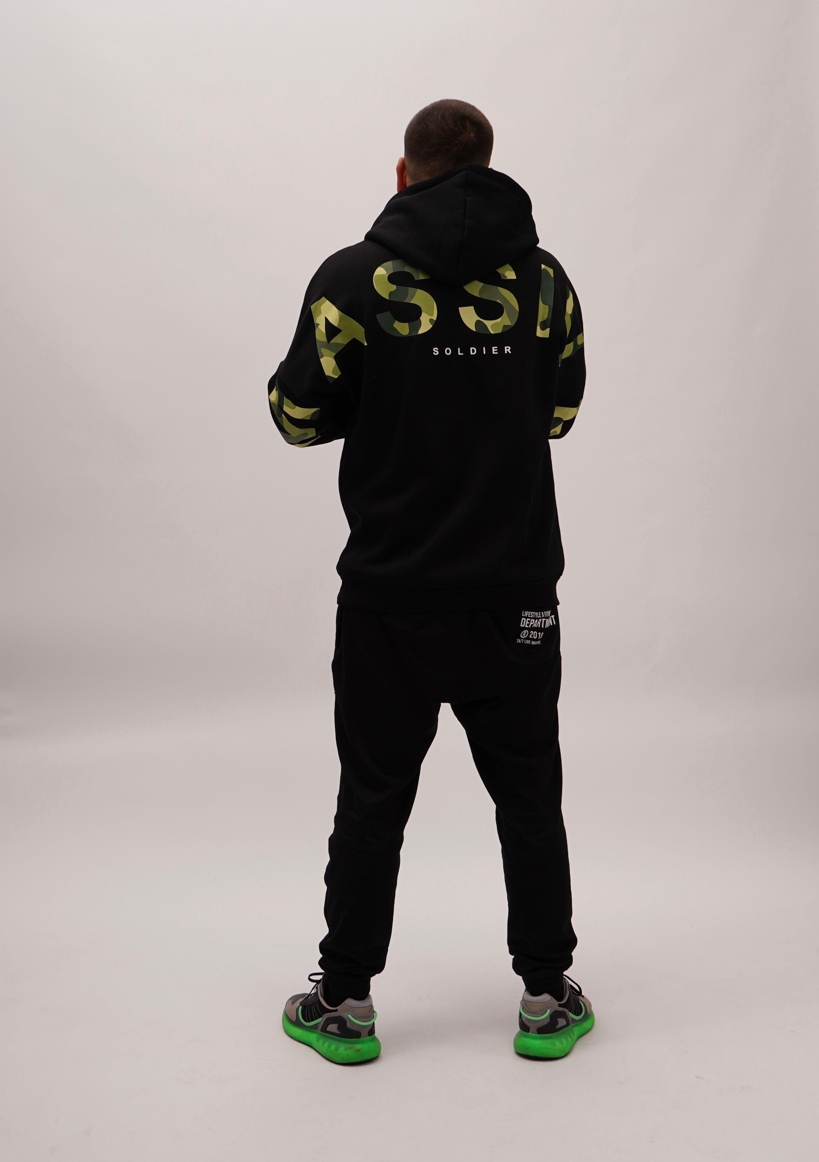 BIG MASSIVE HOODIE CAMO BLACK