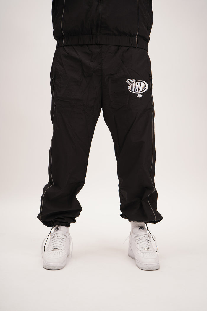 MASSIVE SOLDIER Reflection Jogger Black – Massive Soldier Jogginghose