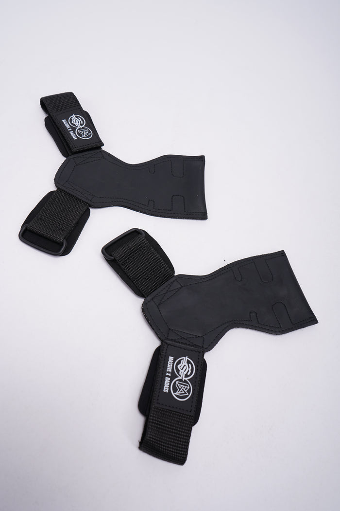 MASSIVE X BADASS Ultra Grips Black – Massive Soldier Sportbekleidung