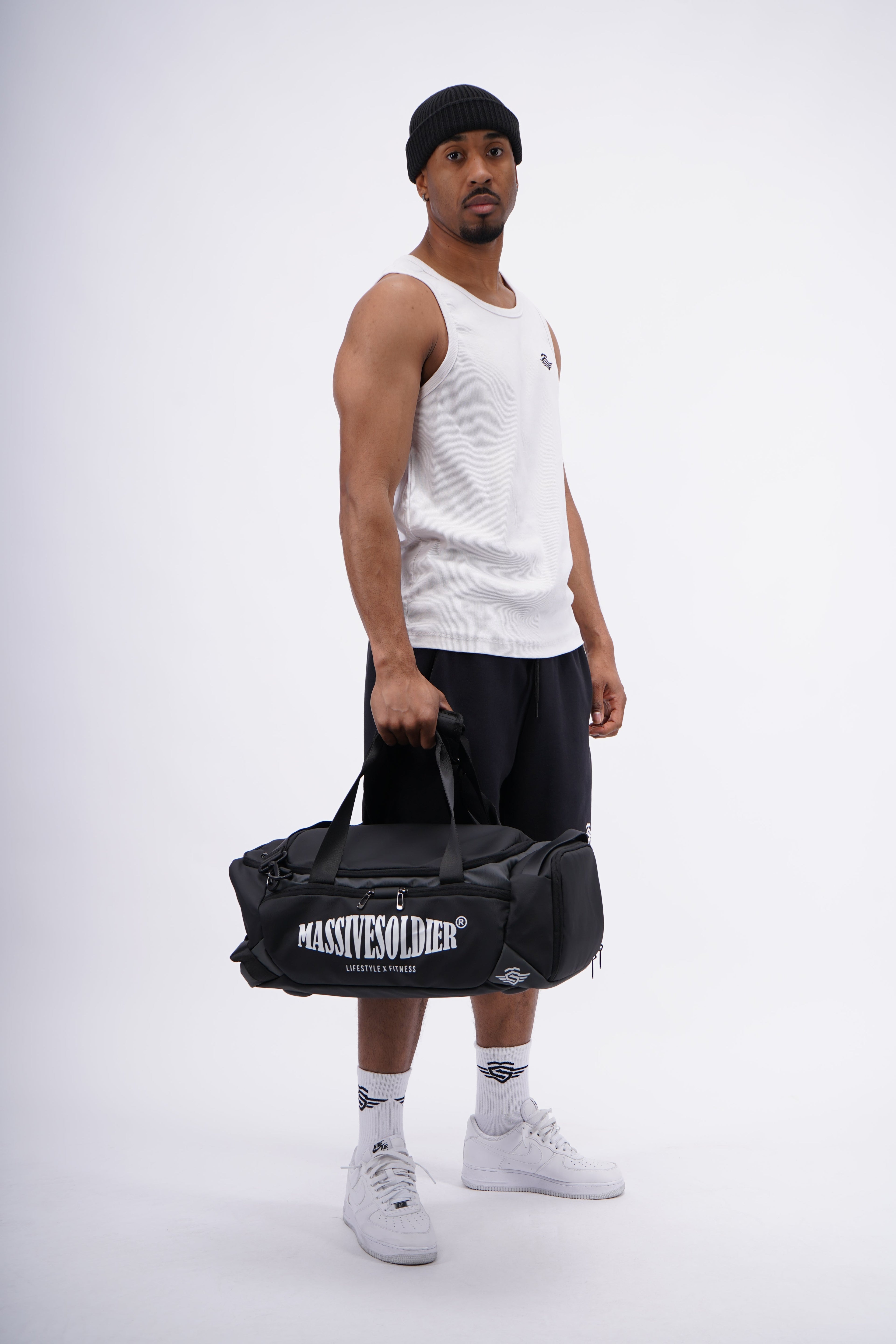 MASSIVESOLDIER® 22L Performance Duffle Bag Black – Built for Every Workout – Massive Soldier Sportbekleidung