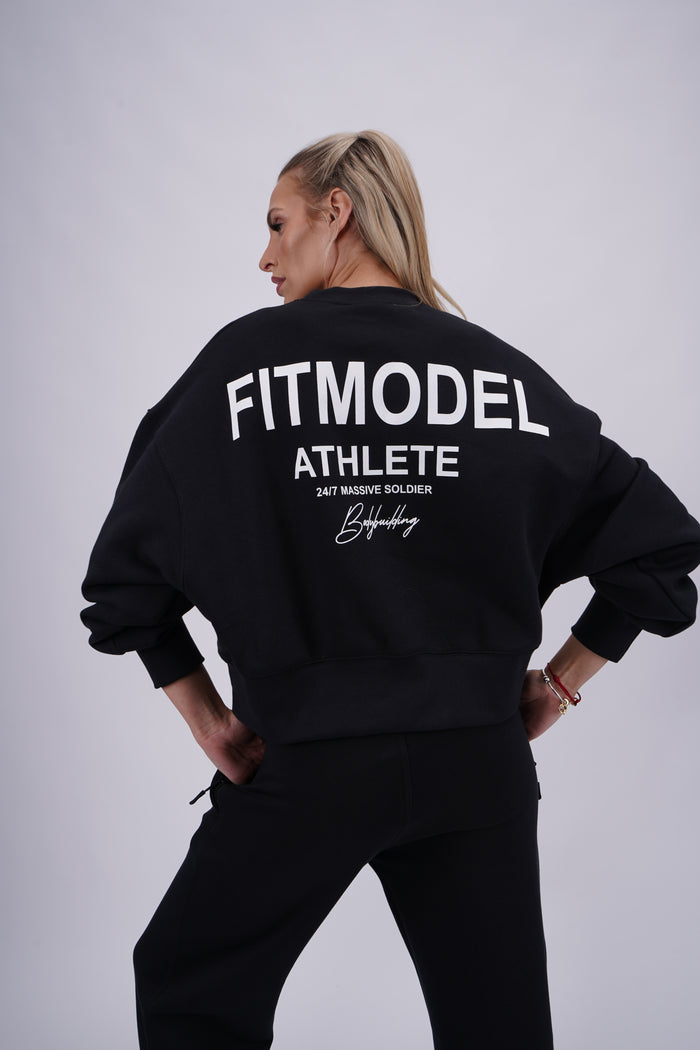 Fitmodel ATHLETE Sweater – Massive Soldier Sportbekleidung