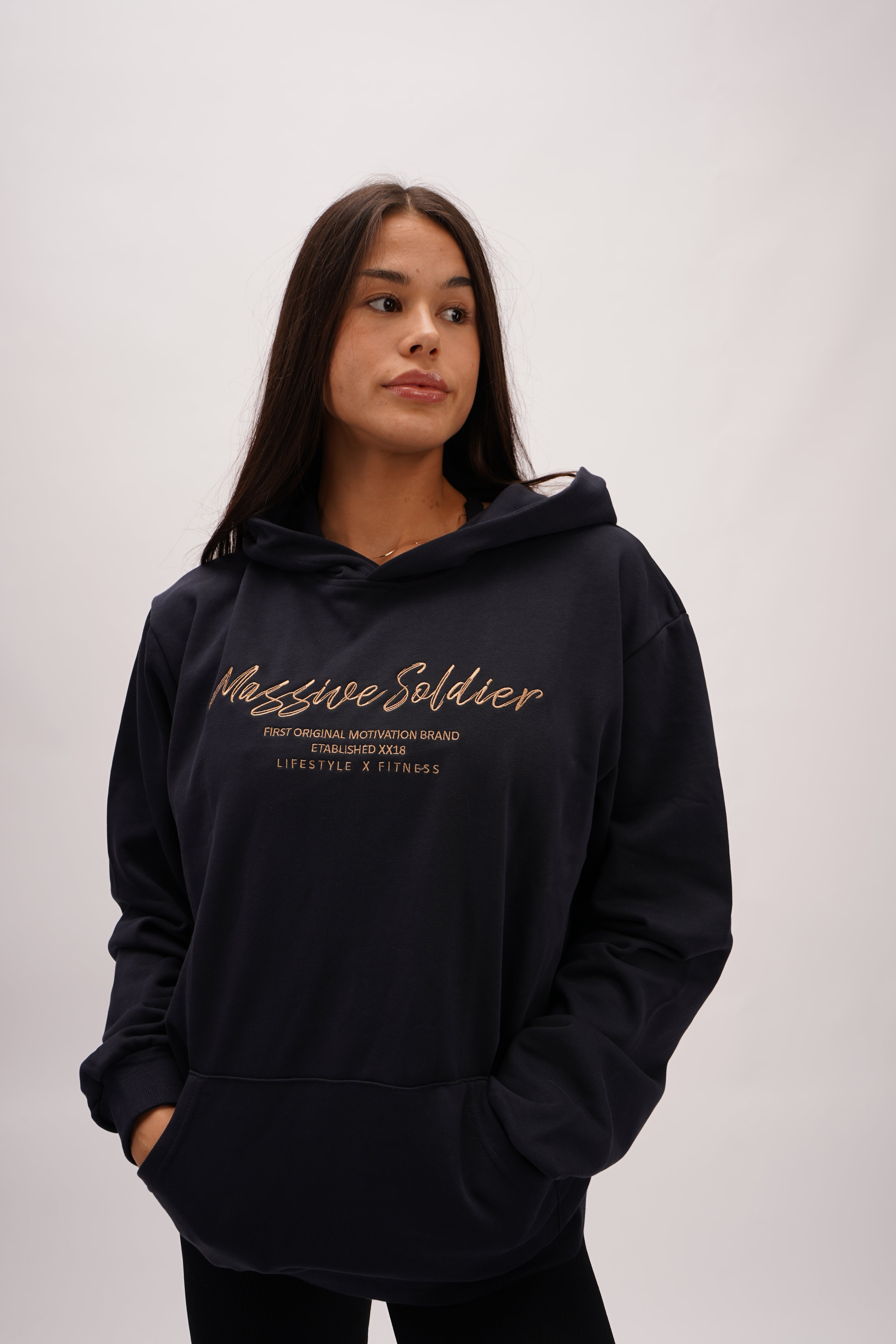 BASIC NAVY HOODIE