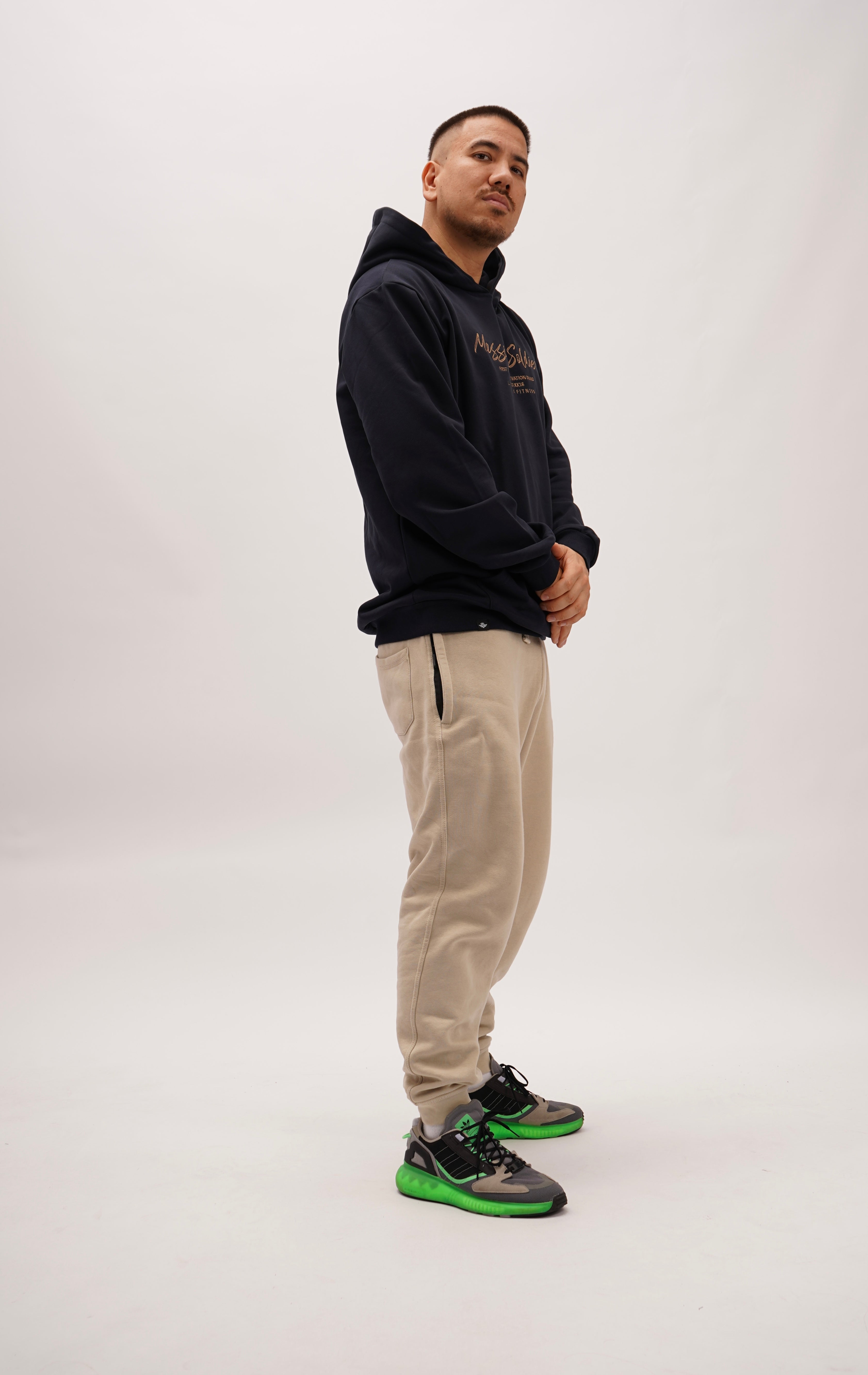 BASIC NAVY HOODIE