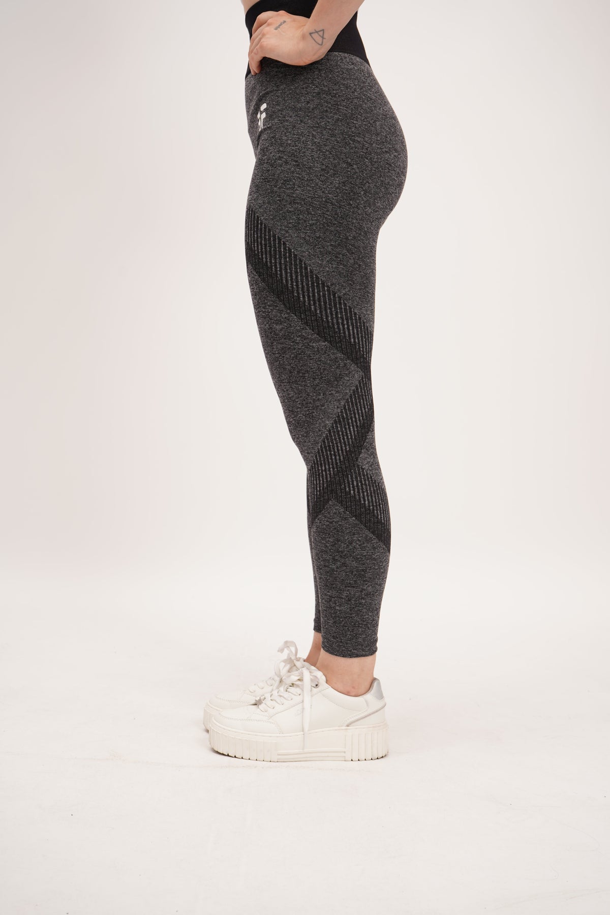 Jhené Pant