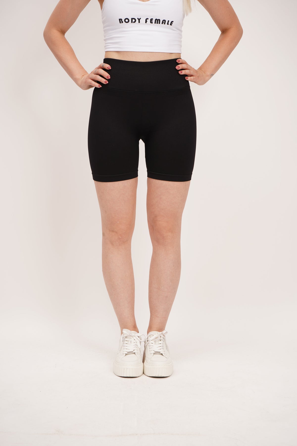 BF Scrunch Short Black