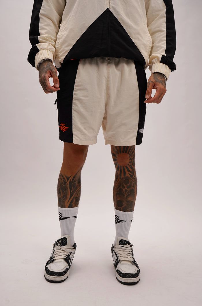 L!VE Massive Shorts Black – Massive Soldier Sportbekleidung