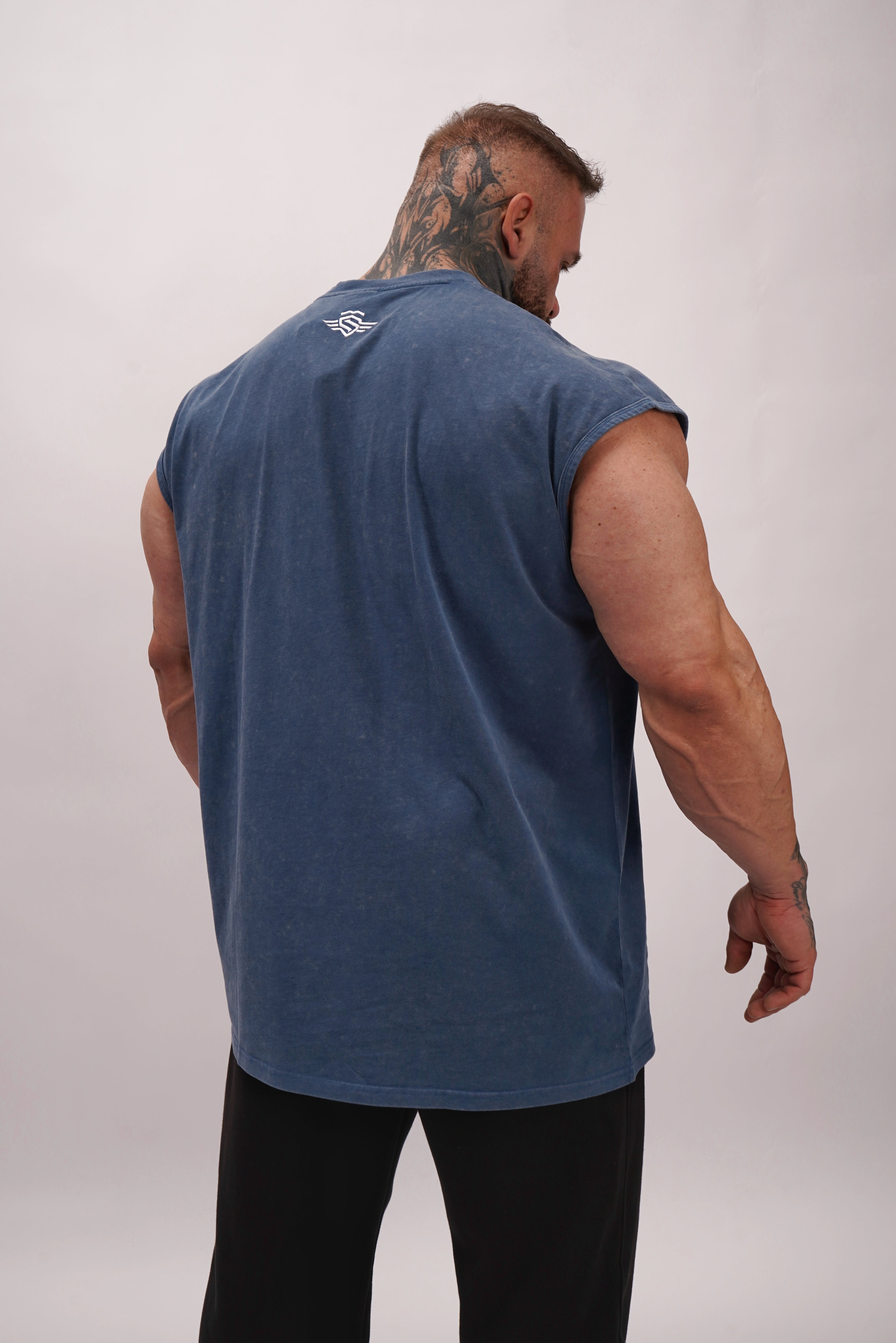 WASHED OVERSIZE NEVER GIVE UP TANK BLUE